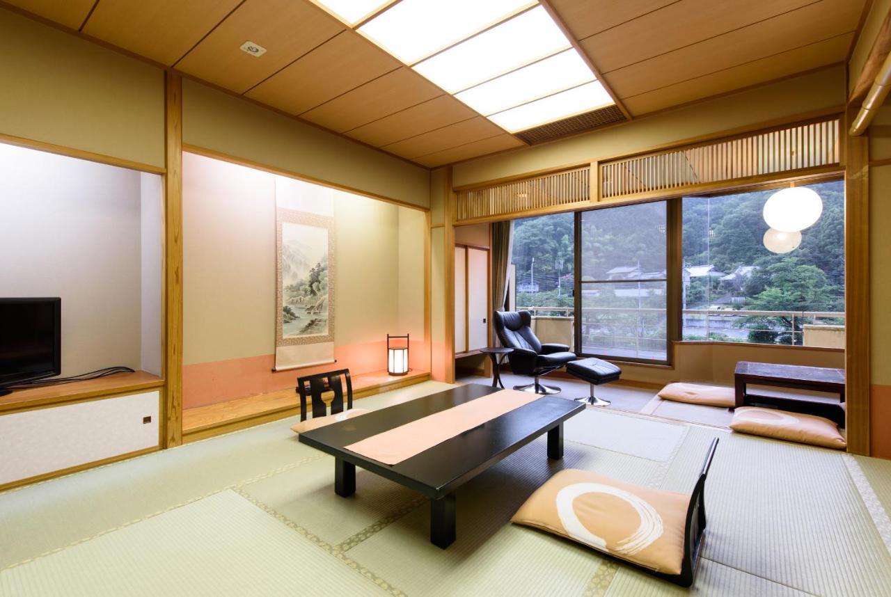 Honen Mansaku Hotel Daigo Kültér fotó